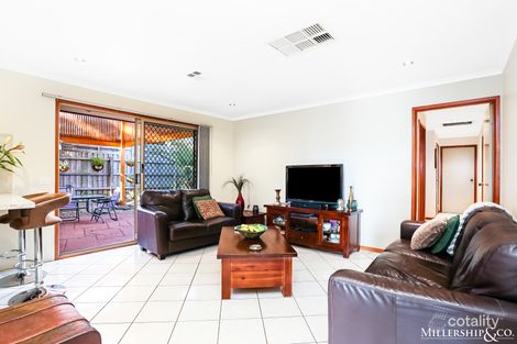 Property photo of 14 Fantail Place South Morang VIC 3752