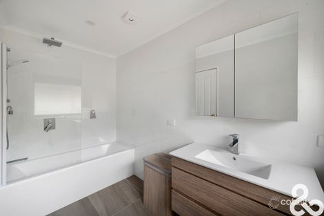 Property photo of 395 Childs Road Mill Park VIC 3082