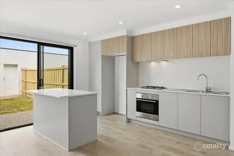 Property photo of 7 Fulham Circuit Bacchus Marsh VIC 3340