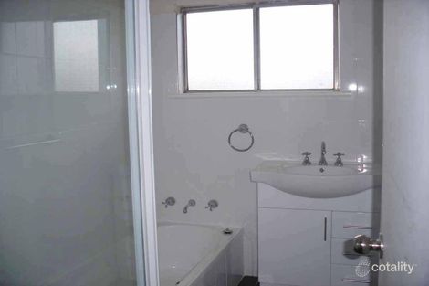 Property photo of 21 Ceduna Street Mount Austin NSW 2650