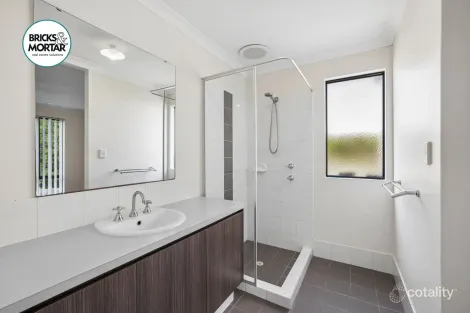 141 Wentworth Pde, Success, WA 6164