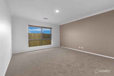 Property photo of 31 Beazley Circuit Bridgeman Downs QLD 4035