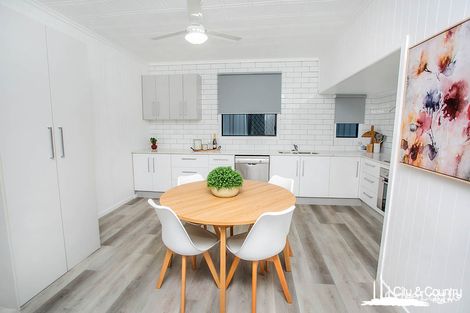 Property photo of 28 Deighton Street Mornington QLD 4825