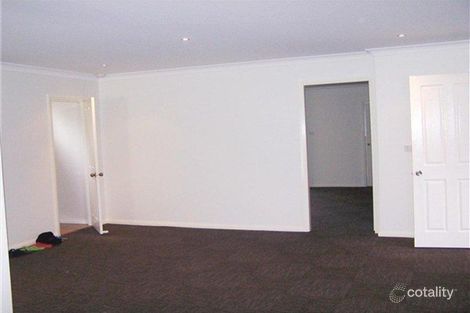 Property photo of 18 Timbara Crescent Surfside NSW 2536