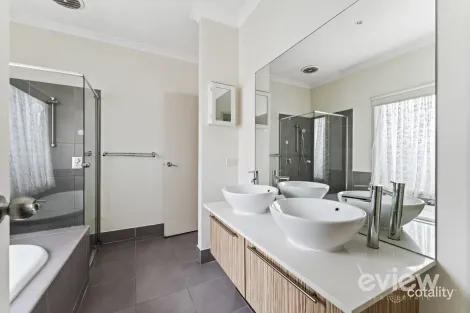 Property photo of 7 Park View Court Werribee VIC 3030
