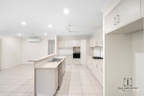 Property photo of 57 Canopys Edge Boulevard Smithfield QLD 4878