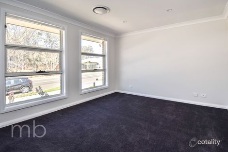 Property photo of 16 William Maker Drive Orange NSW 2800