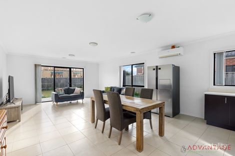 Property photo of 44 Warunda Parade Point Cook VIC 3030