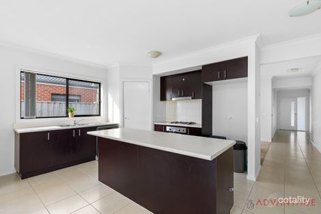 Property photo of 44 Warunda Parade Point Cook VIC 3030