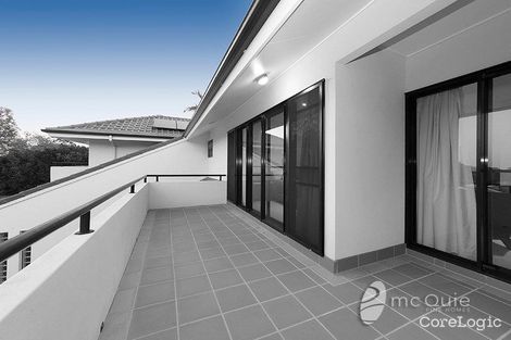 Property photo of 9 Carnoustie Court Indooroopilly QLD 4068