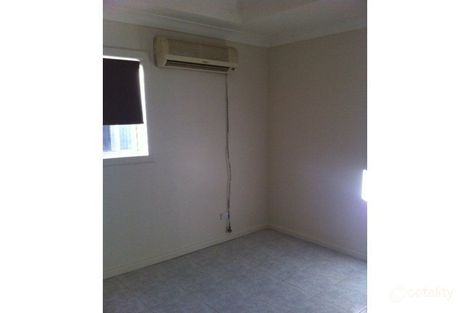 Property photo of 21 Dampier Crescent Fairfield West NSW 2165