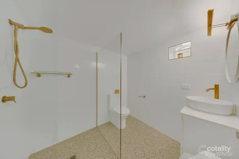 Property photo of 206 Goondoon Street Gladstone Central QLD 4680