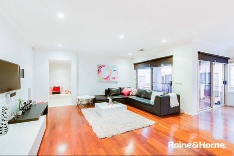 Property photo of 43 Azure Drive Tarneit VIC 3029