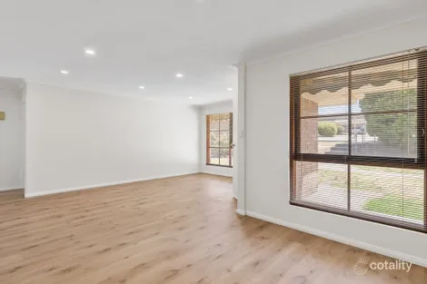 Property photo of 9/32A McMahon Road Morphett Vale SA 5162