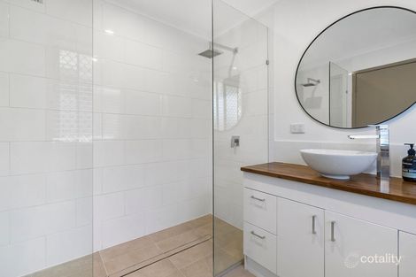 Property photo of 6 Athenree Place Little Mountain QLD 4551