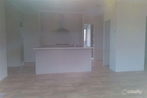 Property photo of 9 Sombre Rise Halls Head WA 6210