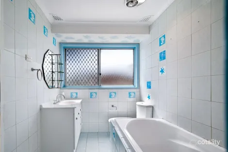 Property photo of 34 Boythorn Avenue Ambarvale NSW 2560