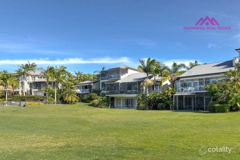 Property photo of 5055 Saint Andrews Terrace Hope Island QLD 4212