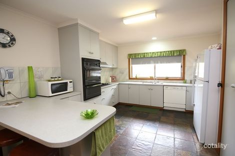 Property photo of 14 Diplomat Court Benalla VIC 3672