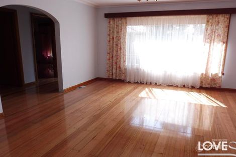 Property photo of 10 Vanessa Avenue Lalor VIC 3075