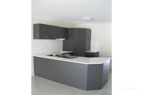 Property photo of 2/20 Tunstall Place Brassall QLD 4305