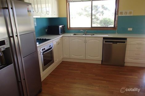 Property photo of 93 Hale Haven Drive Stanthorpe QLD 4380