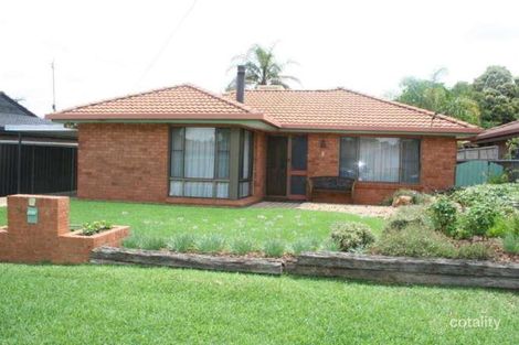 2 Mumford Cres, Dubbo, NSW 2830
