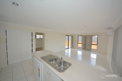 Property photo of 15 Marc Crescent Gracemere QLD 4702