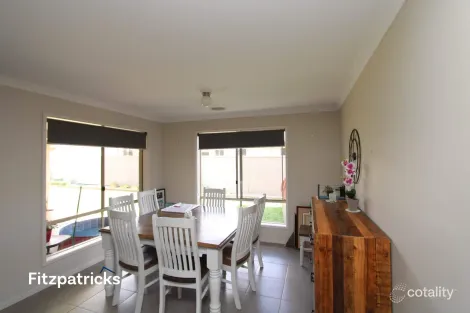 Property photo of 69 Messenger Avenue Boorooma NSW 2650