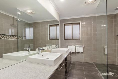 1/26 Billungah Pl, Burnside, VIC 3023