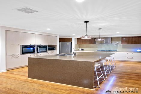 Property photo of 39 Heartlands Boulevard Tarneit VIC 3029