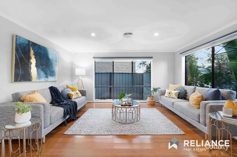 Property photo of 27 Astley Crescent Point Cook VIC 3030