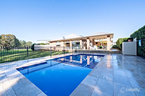 Property photo of 60 Lakeside Circuit Dubbo NSW 2830
