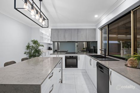 Property photo of 33-37 Bellenden Close Munruben QLD 4125