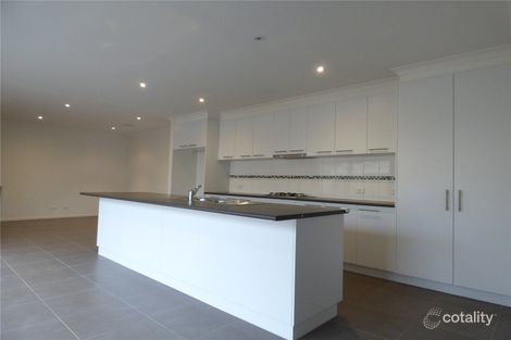 Property photo of 10 Eamon Walk Williams Landing VIC 3027