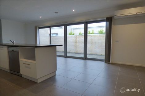 Property photo of 10 Eamon Walk Williams Landing VIC 3027