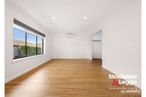 Property photo of 2/288 Wood Street Preston VIC 3072
