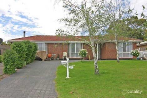 11 Hayford Cres, Morphett Vale, SA 5162