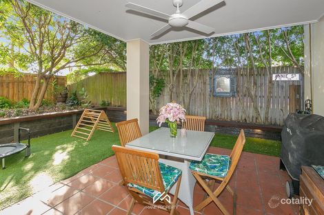 Property photo of 1/330 Cavendish Road Coorparoo QLD 4151