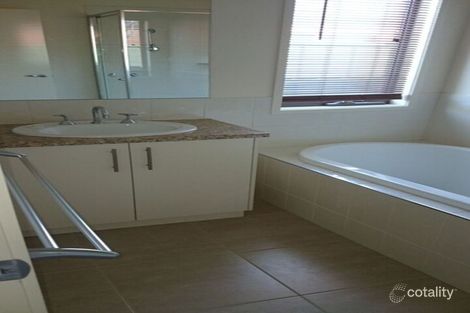 Property photo of 31 Oxbow Avenue Shepparton VIC 3630
