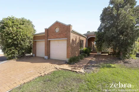 7 Wattletree Dr, Taylors Hill, VIC 3037