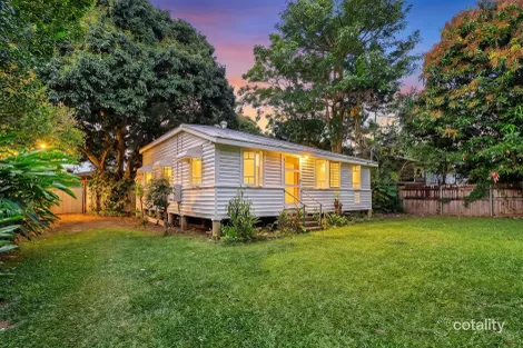 27 Grogan St, Mossman, QLD 4873