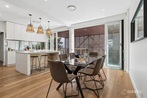 Property photo of 6 Carinya Place Carss Park NSW 2221