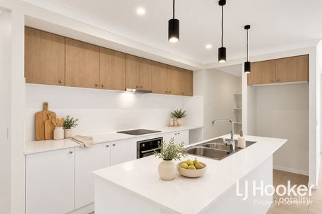 72 Hyde Dr, Yarrabilba, QLD 4207