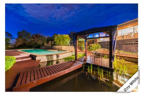 Property photo of 8 Severne Street Greenleigh NSW 2620