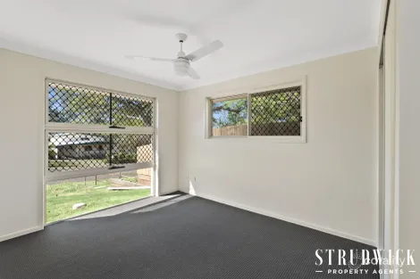Property photo of 1/30 Beenwerrin Crescent Capalaba QLD 4157