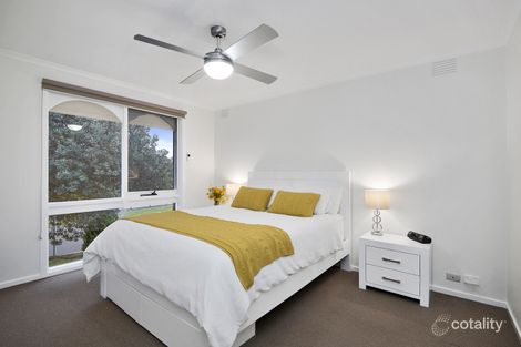 Property photo of 59 Charles Green Avenue Endeavour Hills VIC 3802
