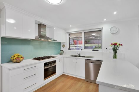 Property photo of 59 Charles Green Avenue Endeavour Hills VIC 3802