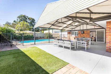 Property photo of 18 Manbari Crescent Wanneroo WA 6065