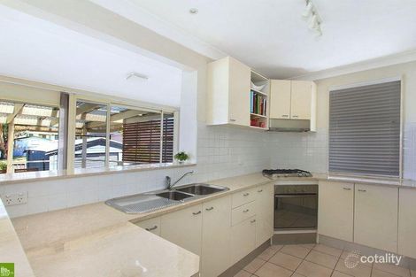 Property photo of 48 Galong Crescent Koonawarra NSW 2530